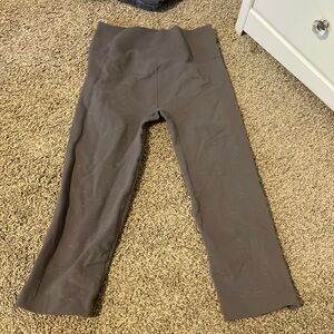 Lululemon capri leggings